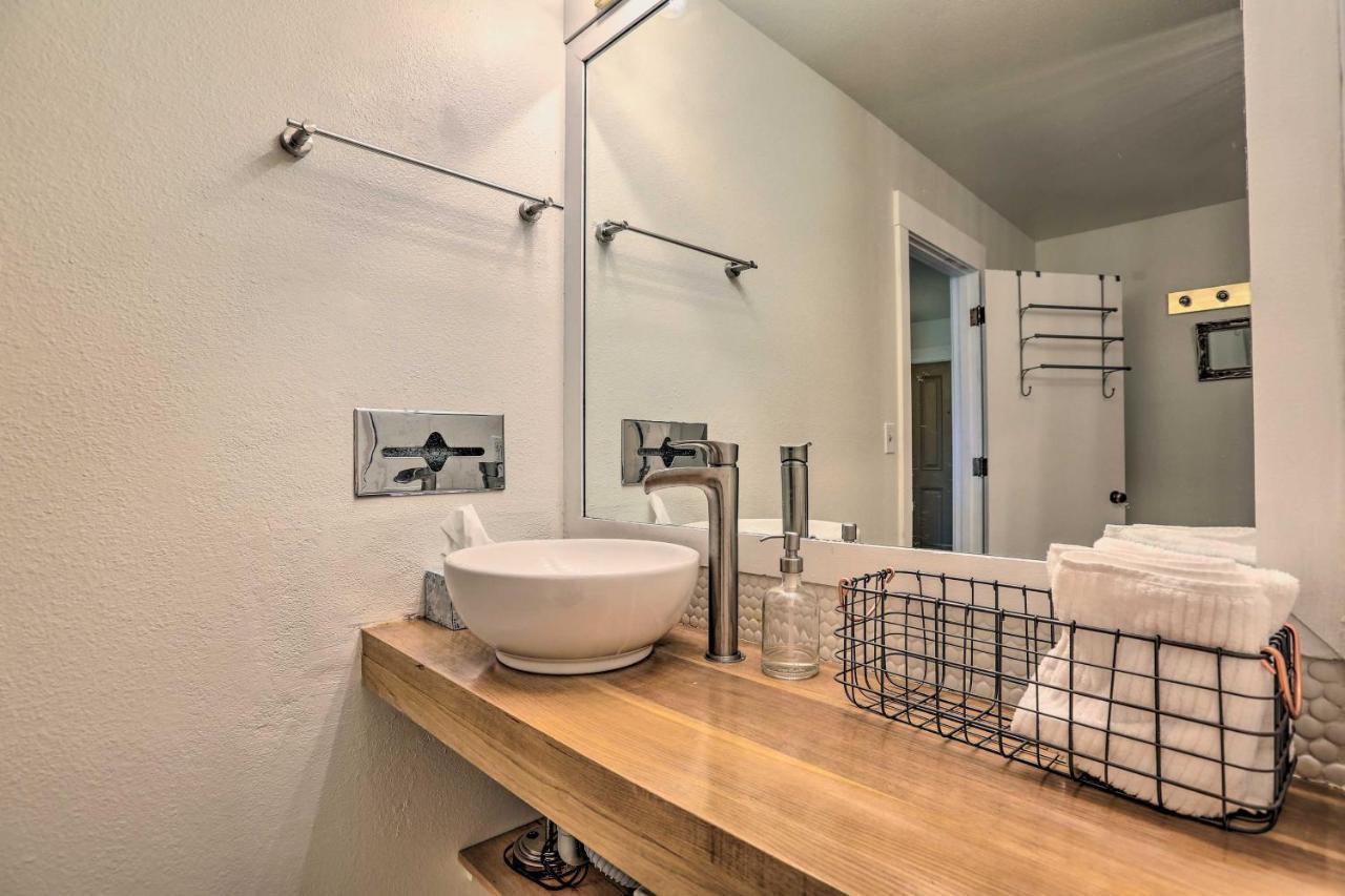 Resort Condo Retreat About 6 Mi To Downtown Bend! Εξωτερικό φωτογραφία
